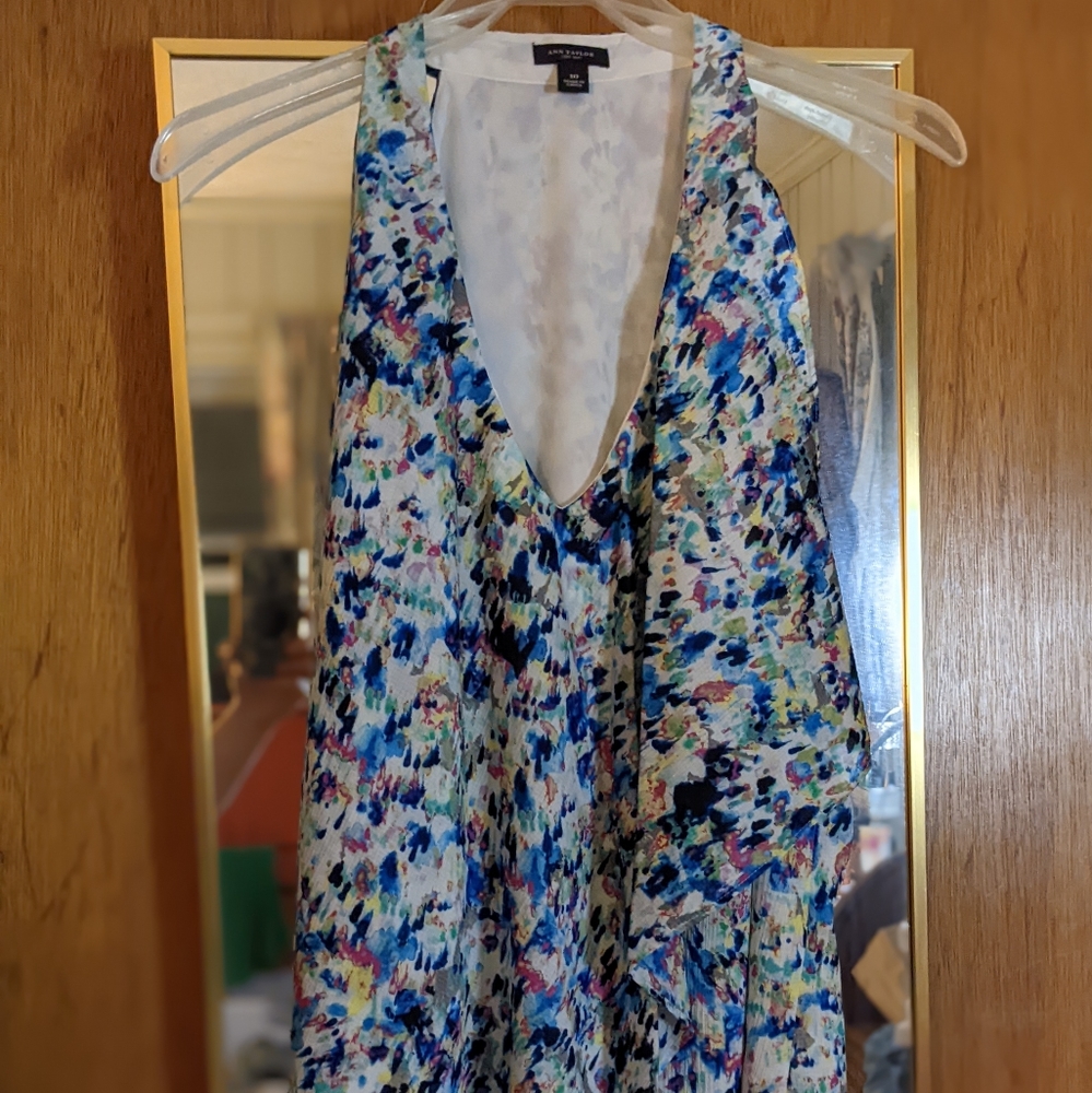 🎆 4 For $25 🎆Ann Taylor Blouse